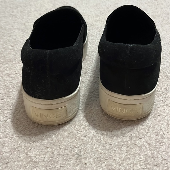 Vince Warren black suede platform sneakers. Slip on. Size 8 1/2 - Picture 4 of 6